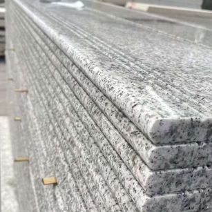 赣州芝麻白楼梯踏步 花岗岩楼梯板材
