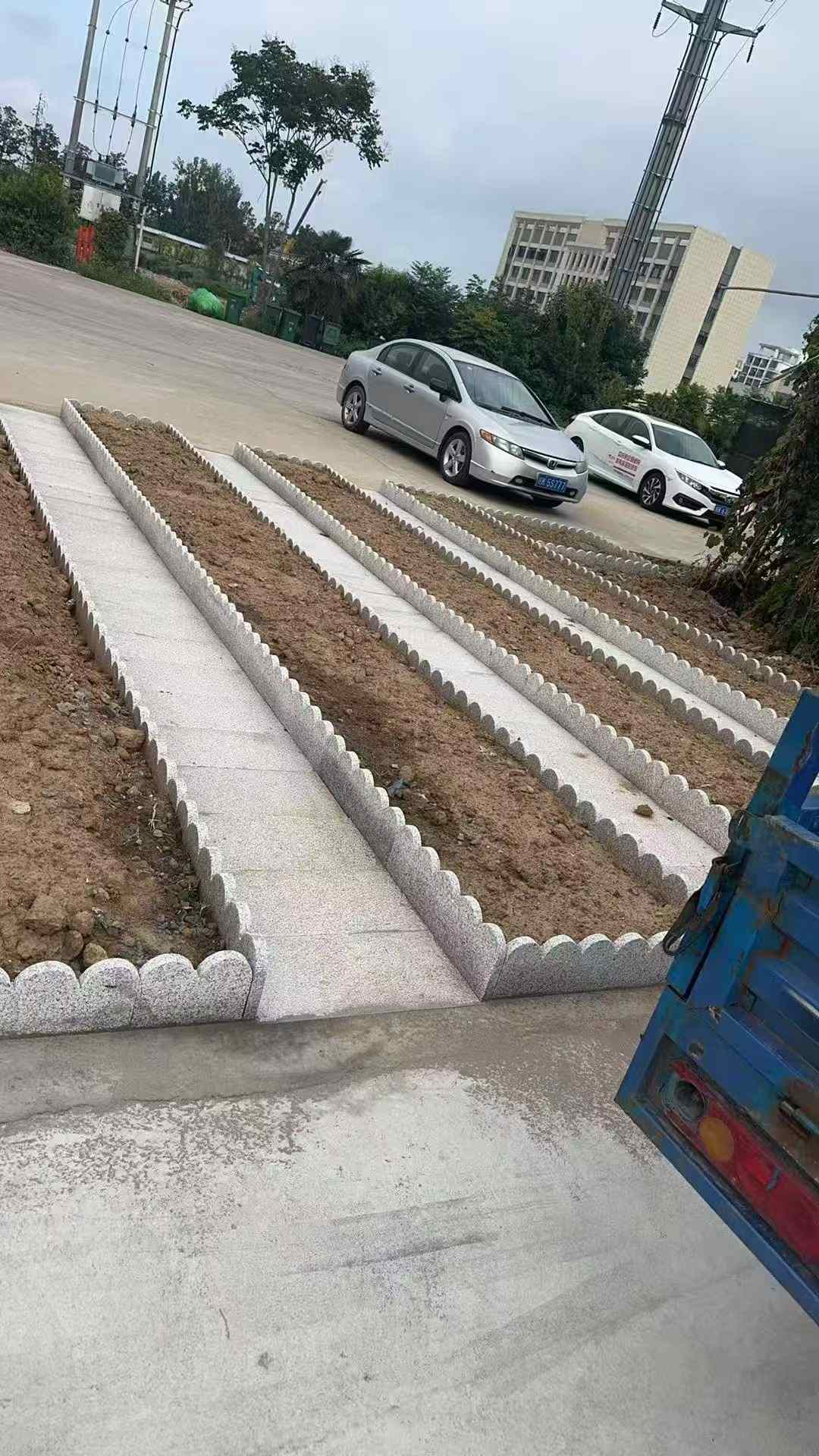 赣州芝麻白花边石