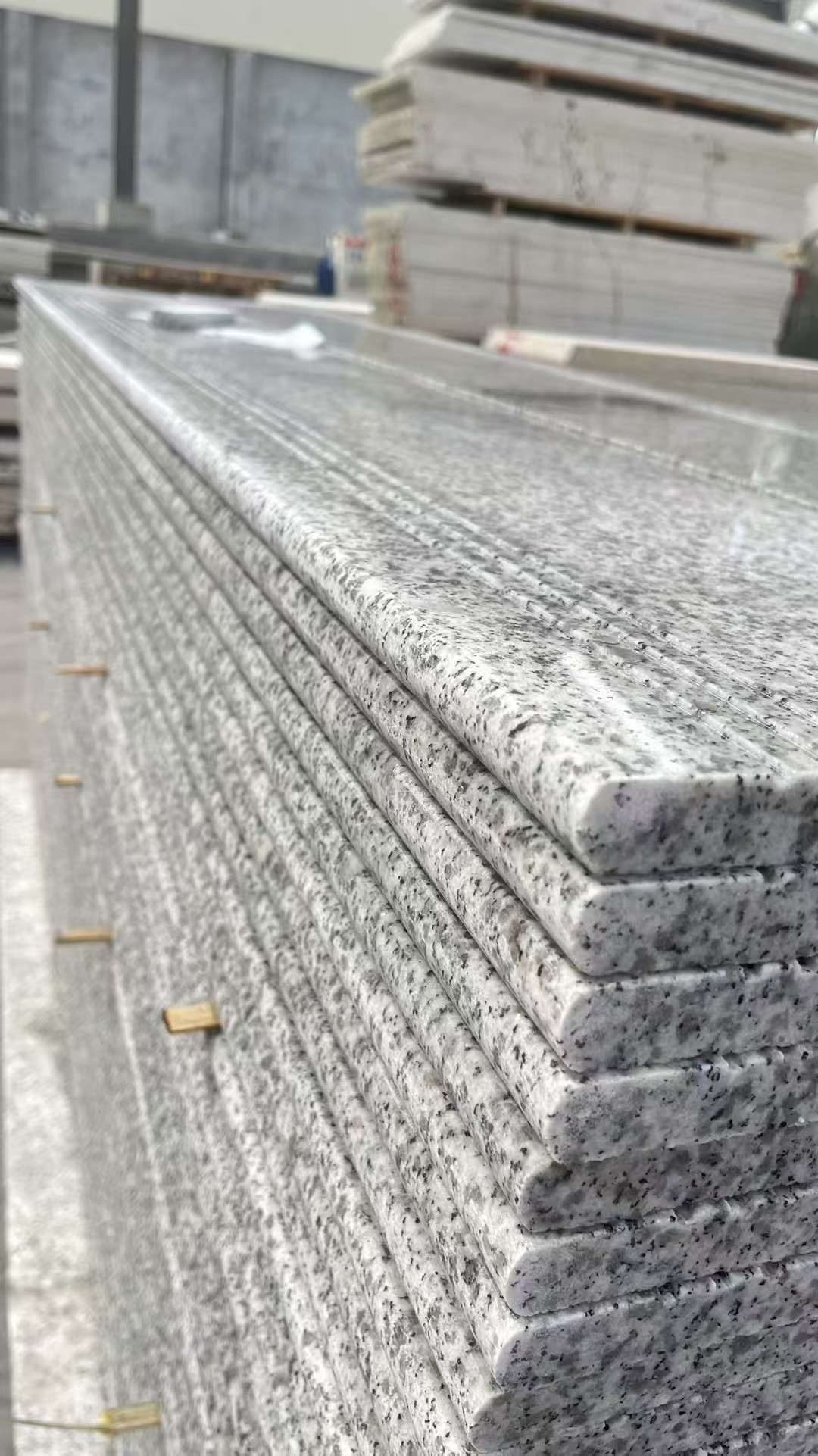 赣州芝麻白楼梯踏步 花岗岩楼梯板材