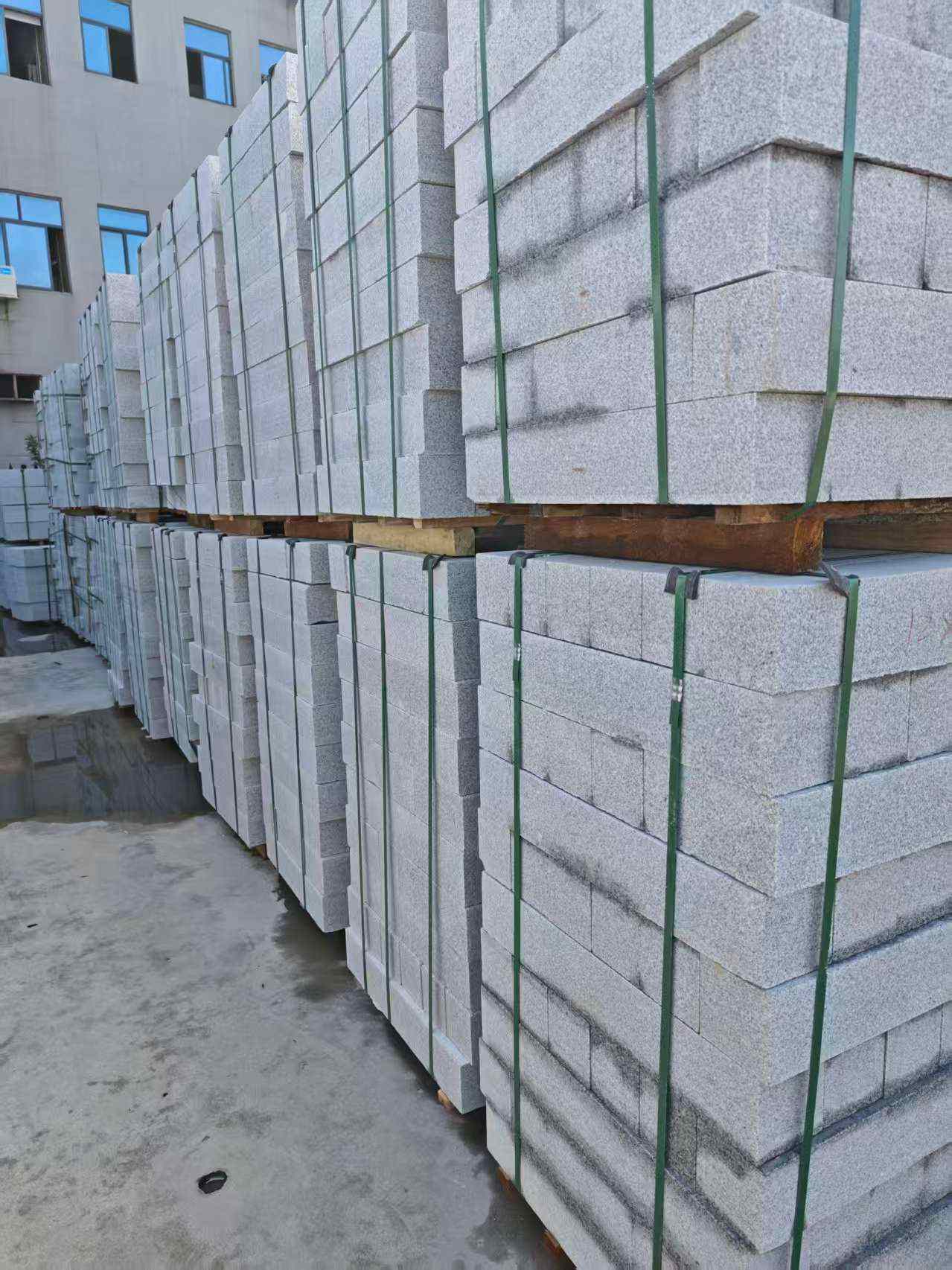 赣州芝麻白路牙石，路侧石