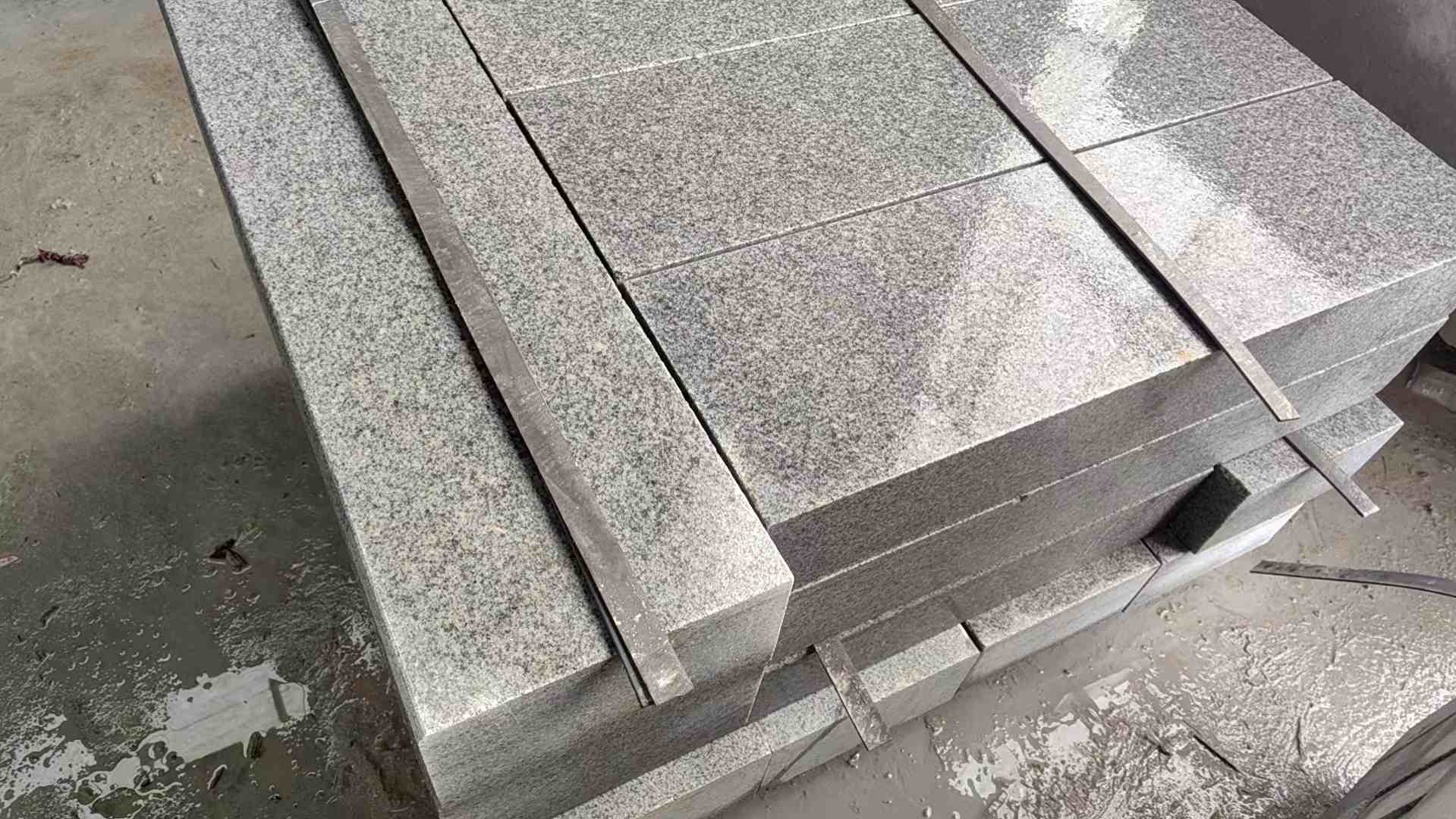赣州芝麻灰 芝麻白 路牙石 路侧石 马路牙子